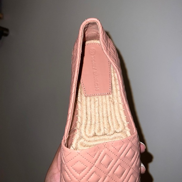 Tory Burch QUILTED FLAT ESPADRILLES - Picture 4 of 7